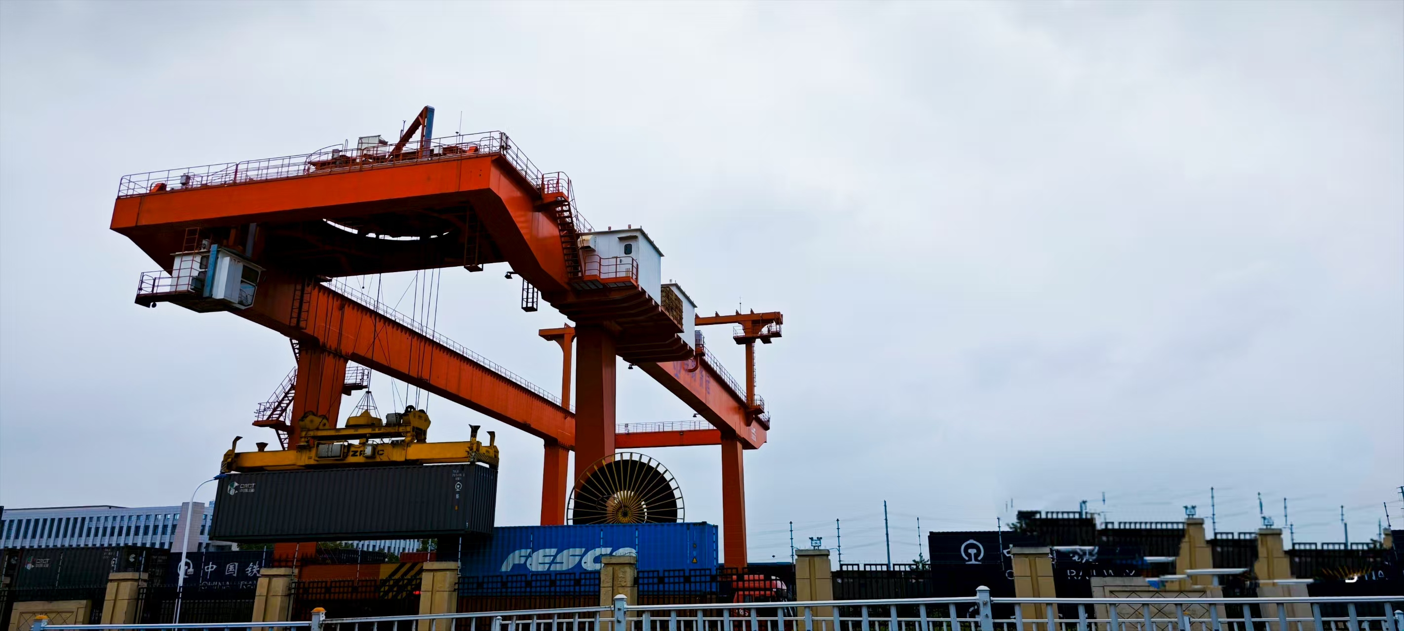 17556717698695784Eqe.jpg 微信图片_2025-08-19_110314_680.jpg