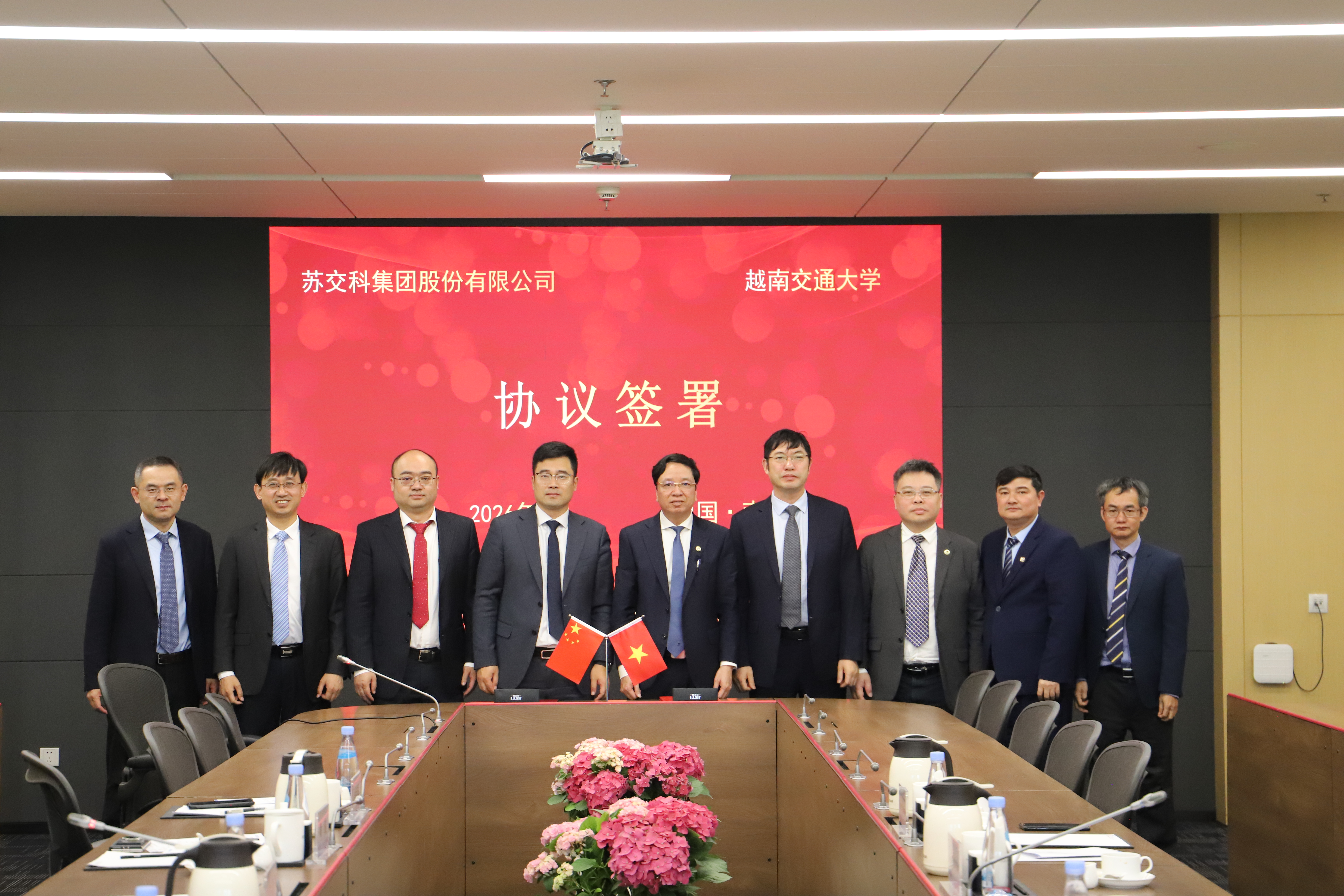 1776759031334936ntLp.jpg 66348933e80d6a8f99b12b766fdba725.jpg